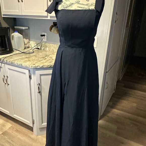 Dresses & Skirts - Elegant Navy Blue Women's Dress